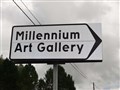 Millennium Art Gallery Vägskylt.jpg